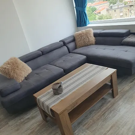 Balkan Tower Deluxe Appartamento Gabrovo