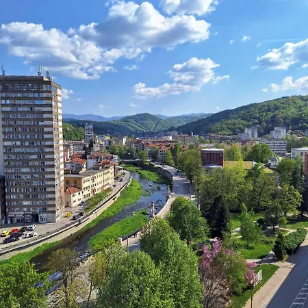 Balkan Tower Deluxe безплатно паркомясто Γκάμπροβο